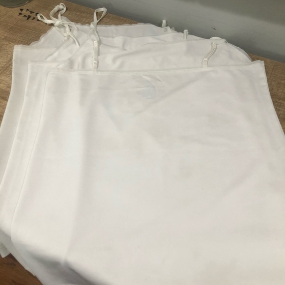Ann Taylor Camis (4) - 3 White, 1 Cream Size M - Picture 13 of 16